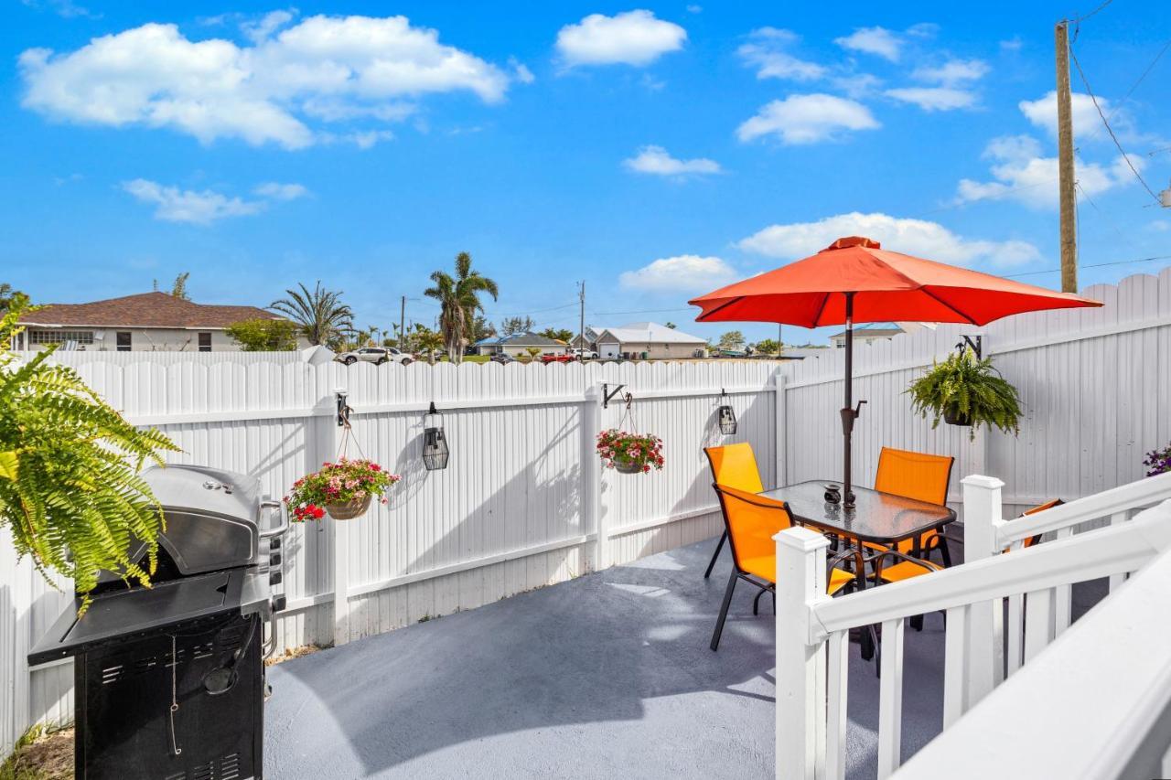 Tropical Paradise Cape Coral Exterior photo